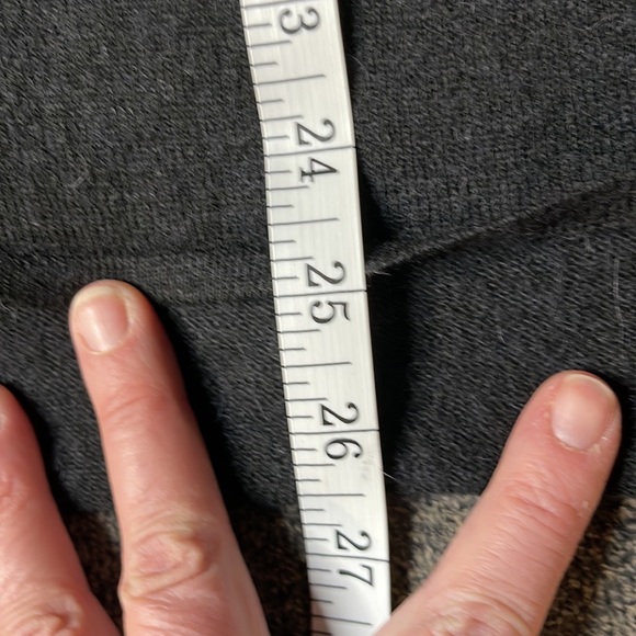 Free People sweater size small/ fits like xl - Picture 6 of 6